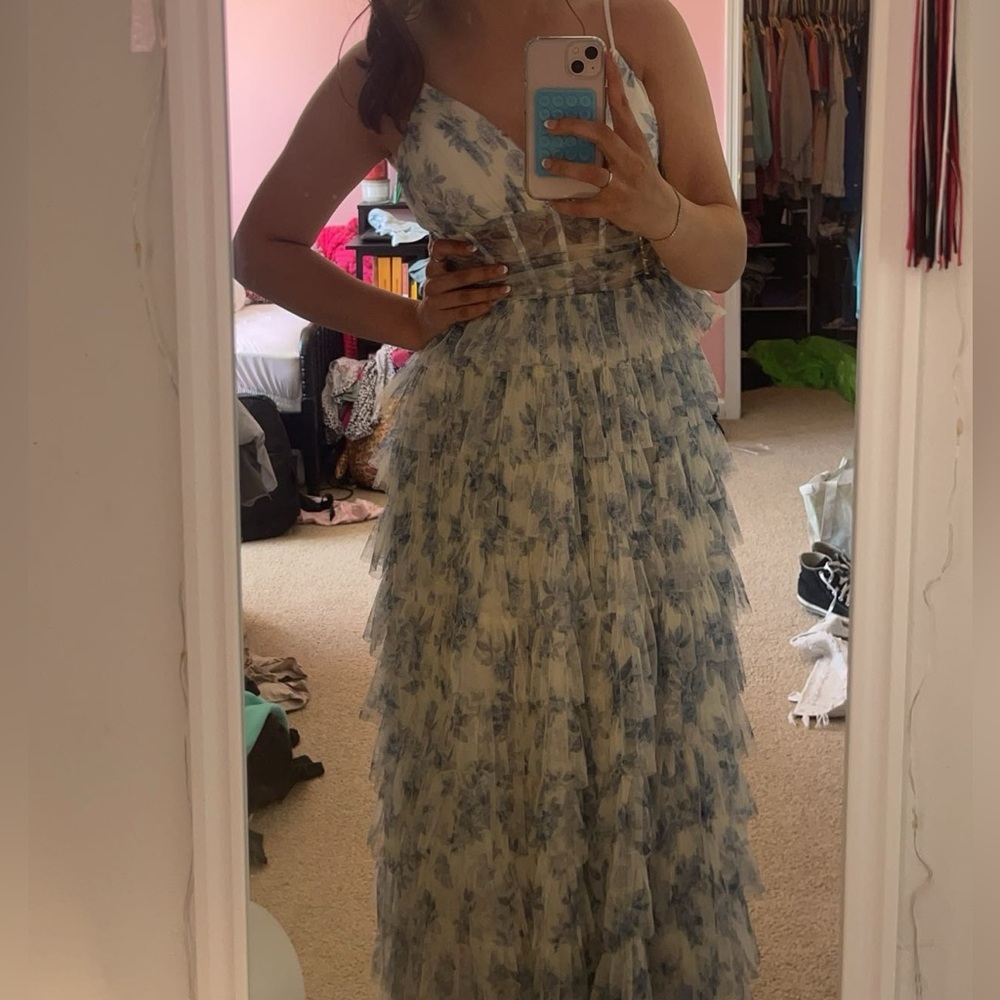 super cute prom dress